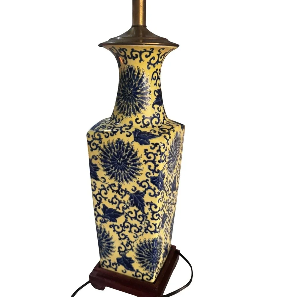 Vintage Blue Yellow Chinoiserie Porcelain Oriental Asian Decor Table Lamp EUC